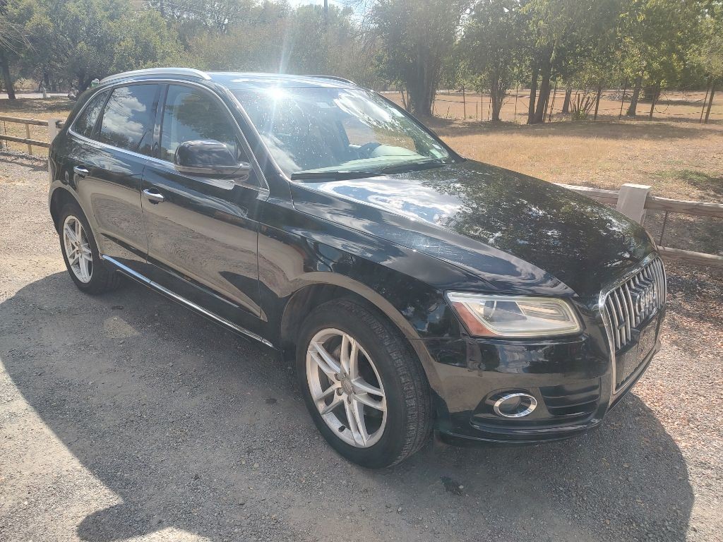 Audi Q5 Vehicle Full-screen Gallery Image 02