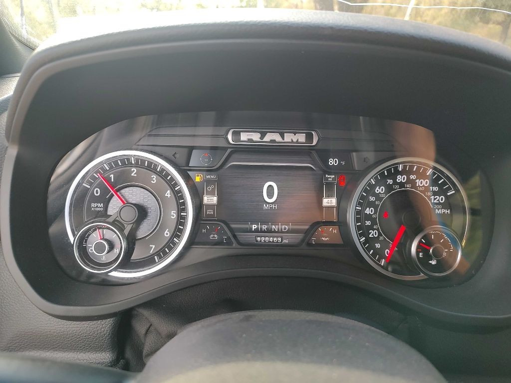 Ram 1500 Vehicle Full-screen Gallery Image 08