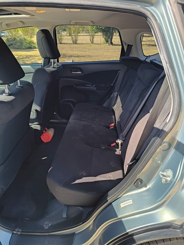 Honda CR-V Vehicle Full-screen Gallery Image 06