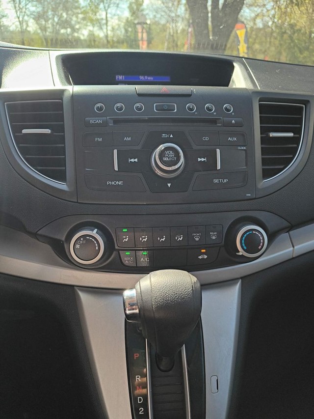 Honda CR-V Vehicle Full-screen Gallery Image 07