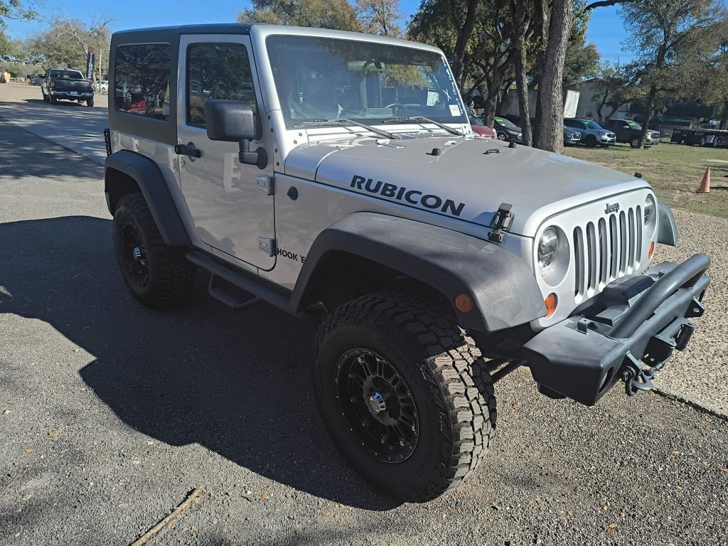 Jeep Wrangler Vehicle Full-screen Gallery Image 02