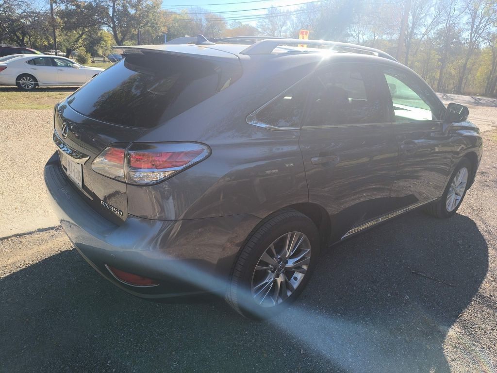 Lexus RX 350 Vehicle Full-screen Gallery Image 04