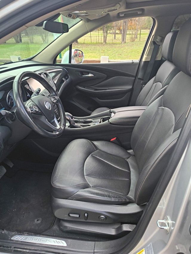 Buick Envision Vehicle Full-screen Gallery Image 05