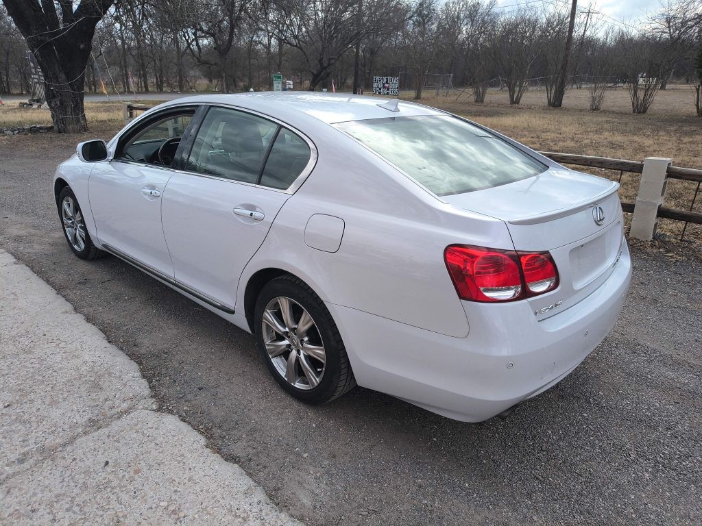 Lexus GS 350 Vehicle Full-screen Gallery Image 03