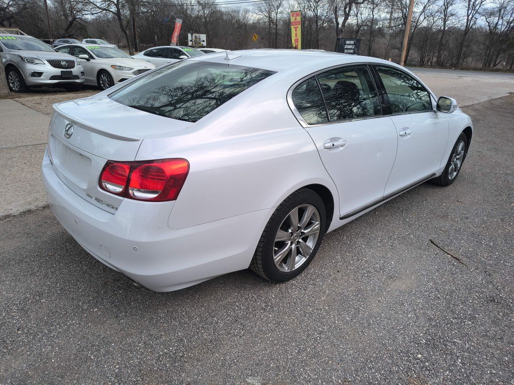 Lexus GS 350 Vehicle Full-screen Gallery Image 04