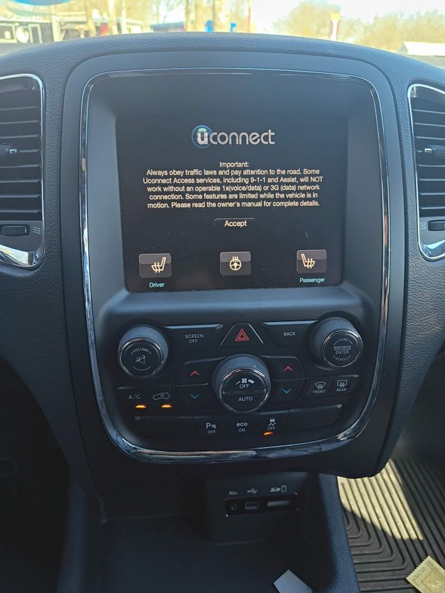 Dodge Durango Vehicle Full-screen Gallery Image 08