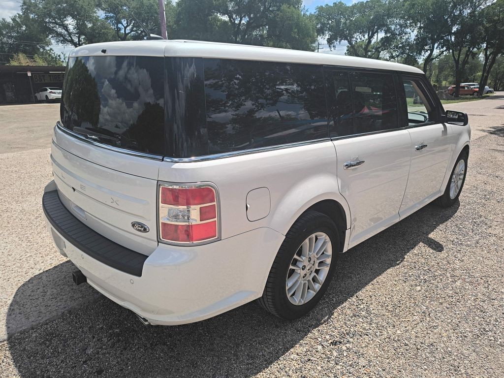 Ford Flex Vehicle Full-screen Gallery Image 03