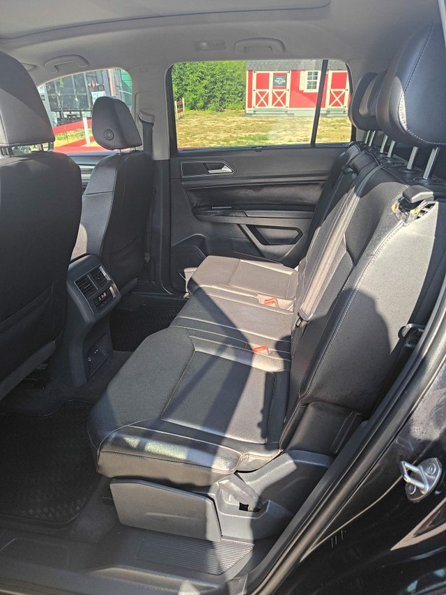 Volkswagen Atlas Vehicle Full-screen Gallery Image 06