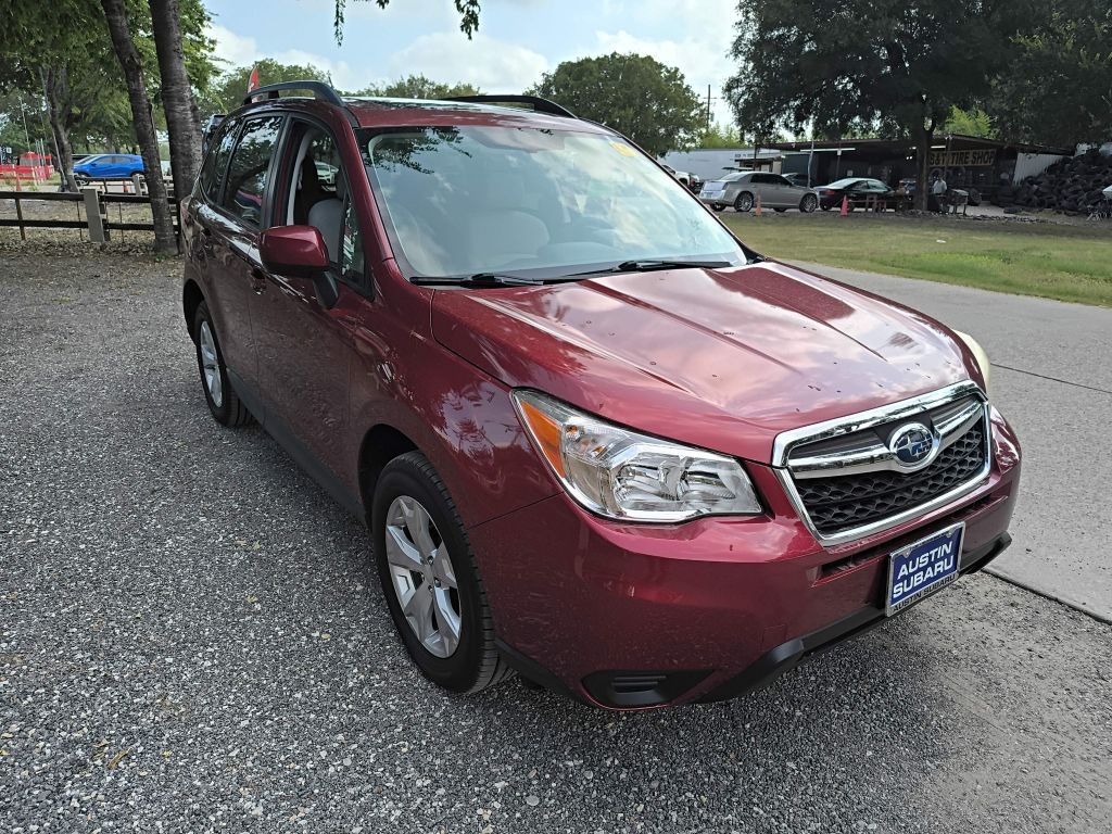 Subaru Forester Vehicle Full-screen Gallery Image 02