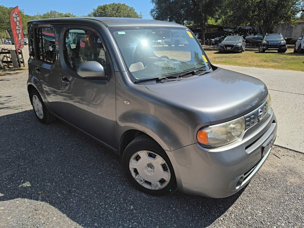 Nissan cube Vehicle Full-screen Gallery Image 02