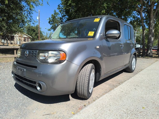 more details - nissan cube