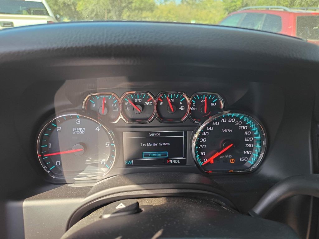Chevrolet Tahoe Vehicle Full-screen Gallery Image 08