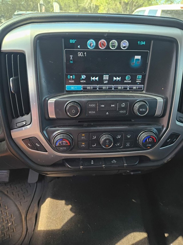 GMC Sierra 1500 Vehicle Full-screen Gallery Image 07
