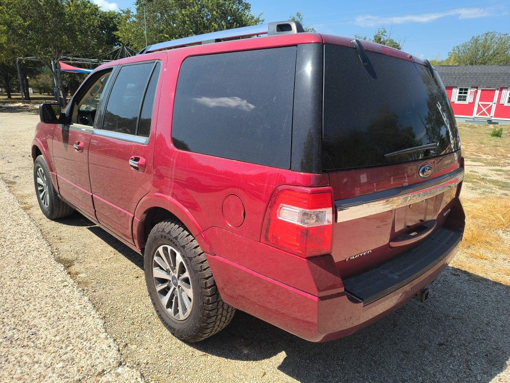 Ford Expedition Vehicle Full-screen Gallery Image 04