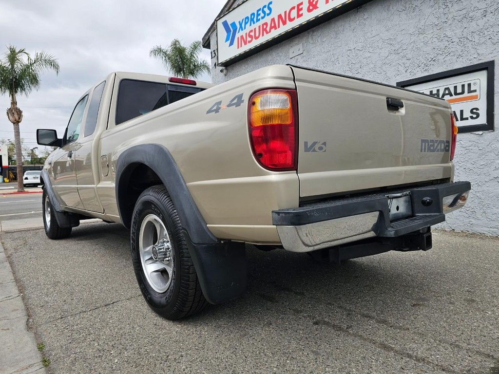 Mazda B-Series Truck Vehicle Full-screen Gallery Image 4