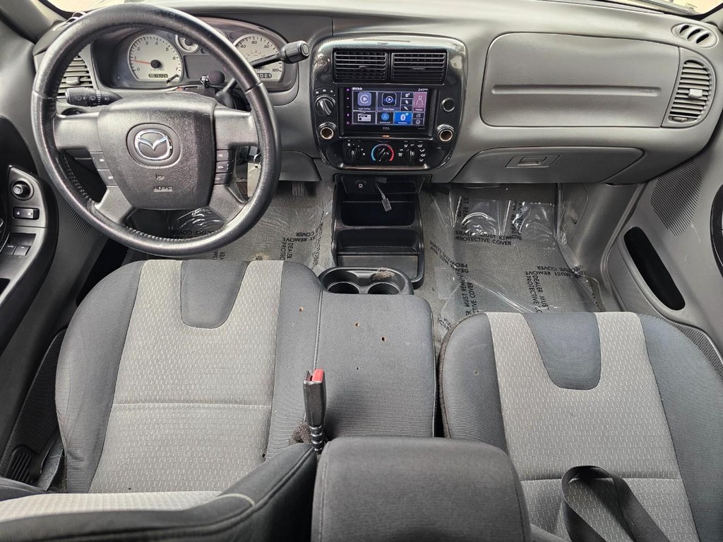 Mazda B-Series Truck Vehicle Full-screen Gallery Image 28