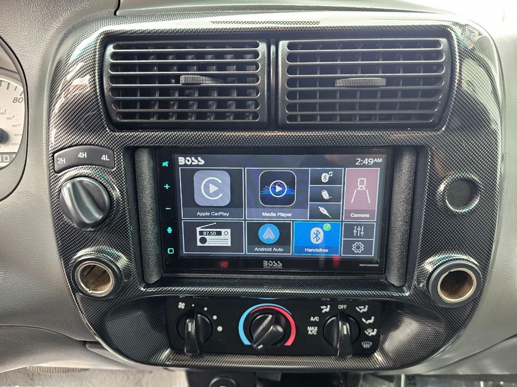 Mazda B-Series Truck Vehicle Full-screen Gallery Image 32