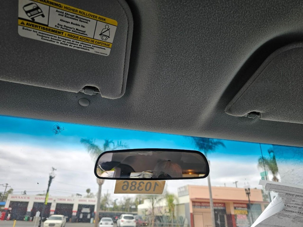 Mazda B-Series Truck Vehicle Full-screen Gallery Image 34