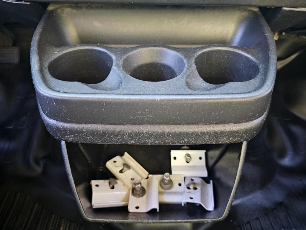 Chevrolet Express Cargo Van Vehicle Full-screen Gallery Image 15