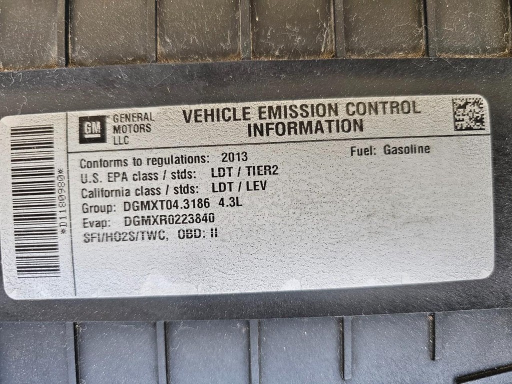 Chevrolet Express Cargo Van Vehicle Full-screen Gallery Image 28