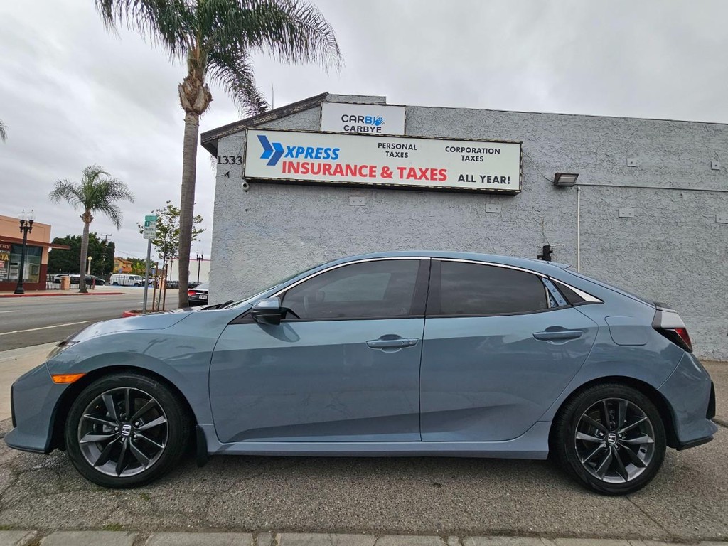 Honda Civic Hatchback Vehicle Full-screen Gallery Image 3