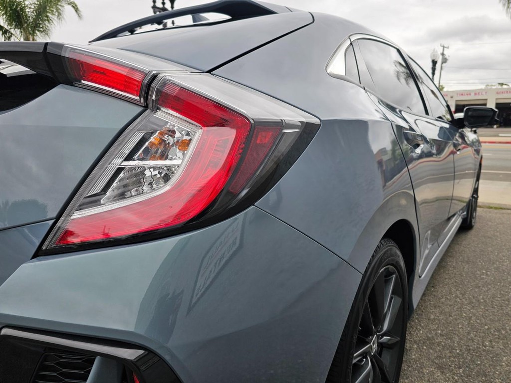 Honda Civic Hatchback Vehicle Full-screen Gallery Image 12