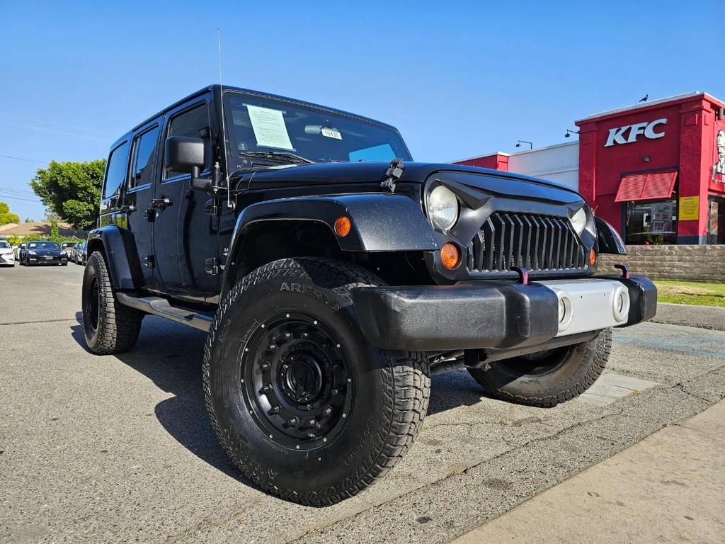 Jeep Wrangler Unlimited Vehicle Full-screen Gallery Image 7