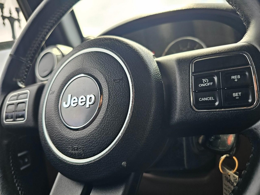 Jeep Wrangler Unlimited Vehicle Full-screen Gallery Image 20