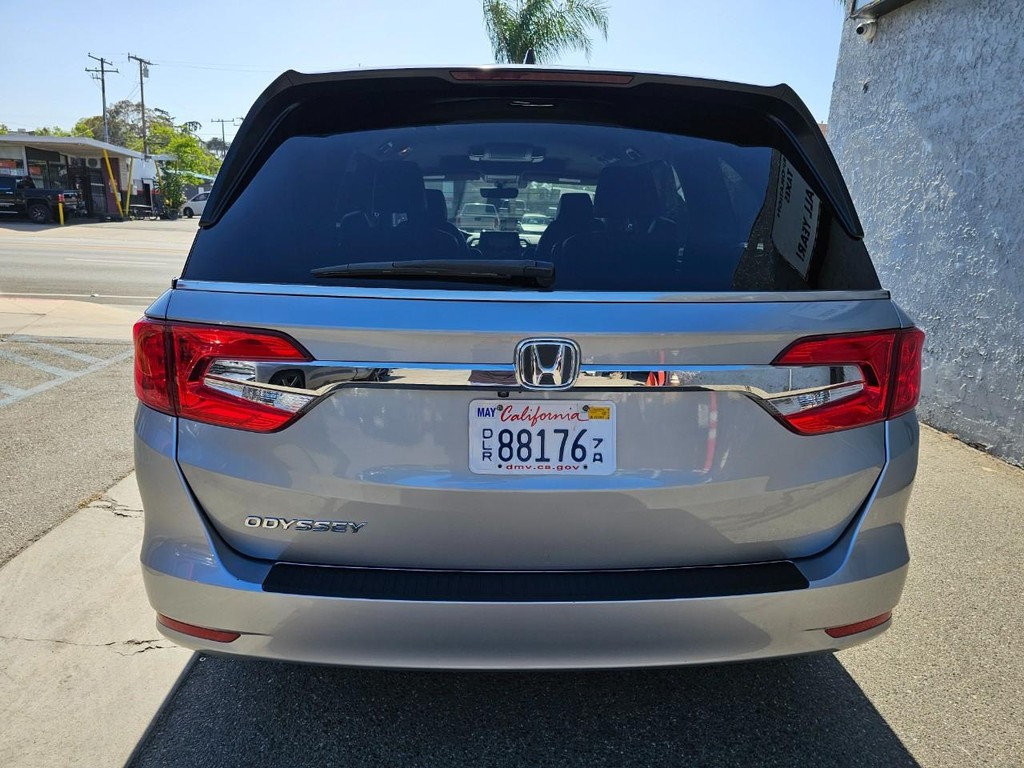 Honda Odyssey Vehicle Full-screen Gallery Image 5
