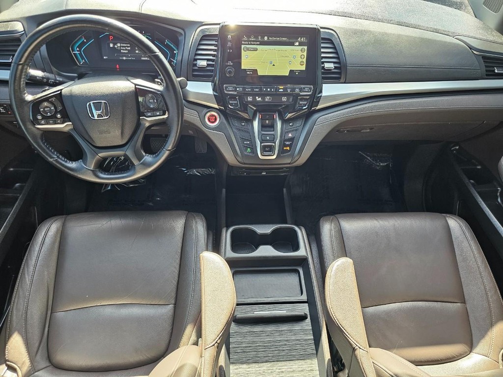 Honda Odyssey Vehicle Full-screen Gallery Image 24