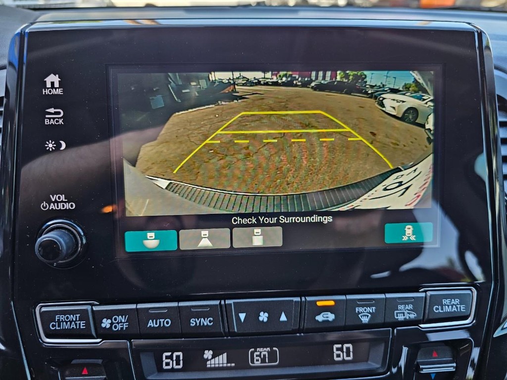 Honda Odyssey Vehicle Full-screen Gallery Image 29