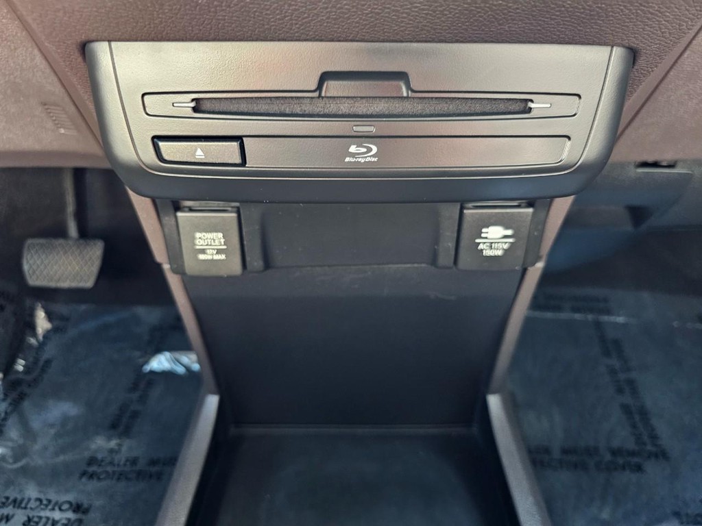 Honda Odyssey Vehicle Full-screen Gallery Image 31