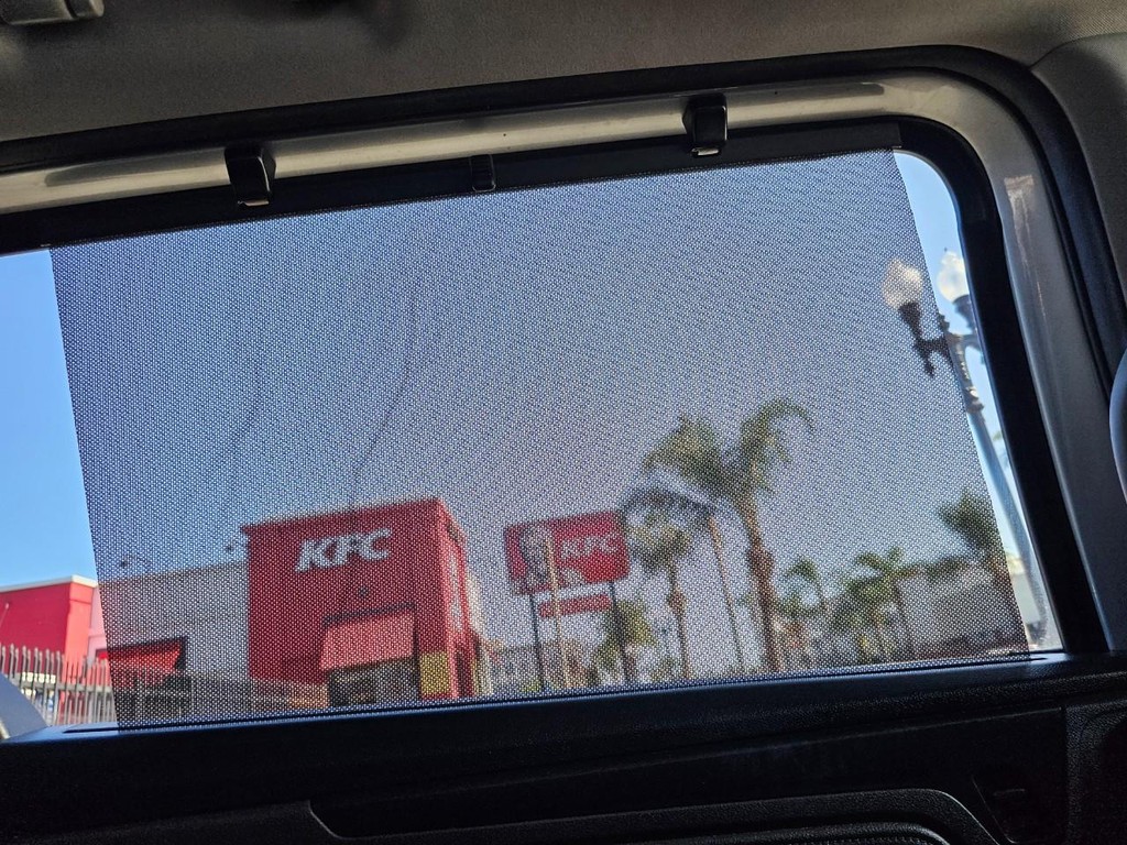 Honda Odyssey Vehicle Full-screen Gallery Image 37