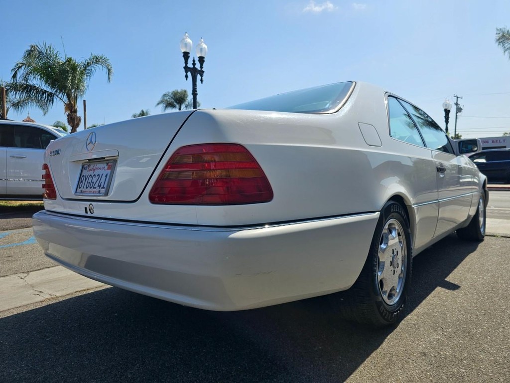 Mercedes-Benz S 500 Vehicle Full-screen Gallery Image 6