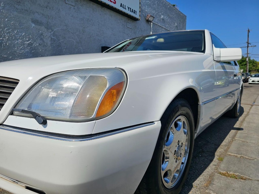 Mercedes-Benz S 500 Vehicle Full-screen Gallery Image 10