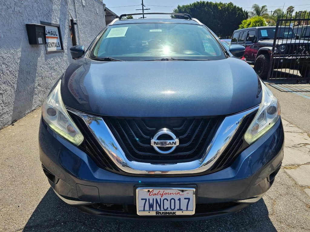 Nissan Murano Vehicle Full-screen Gallery Image 8