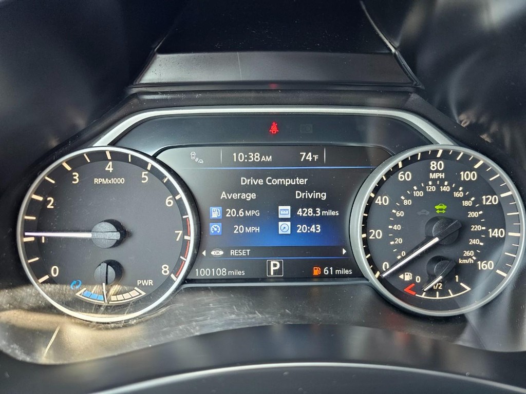 Nissan Murano Vehicle Full-screen Gallery Image 23