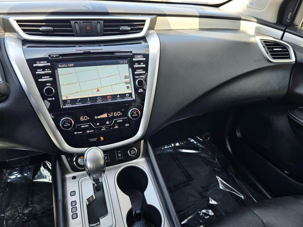 Nissan Murano Vehicle Full-screen Gallery Image 30