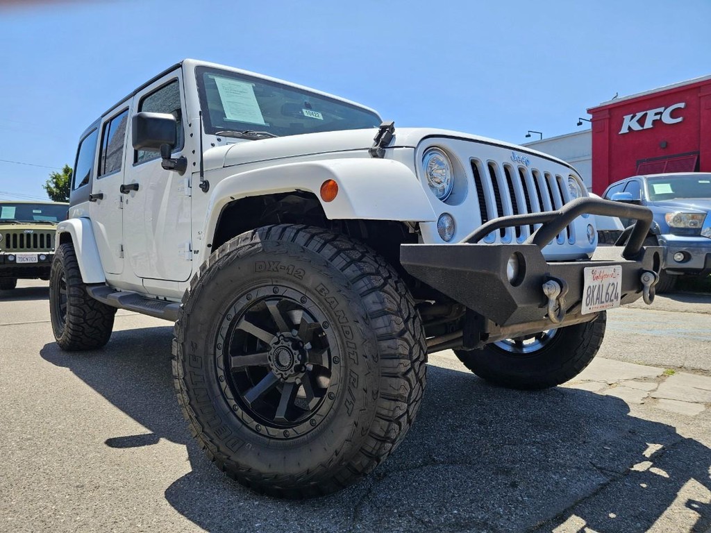 Jeep Wrangler Unlimited Vehicle Full-screen Gallery Image 7