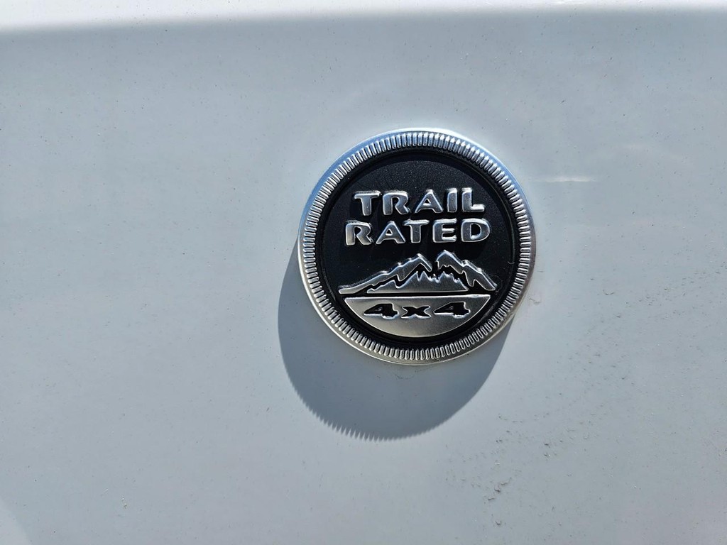 Jeep Wrangler Unlimited Vehicle Full-screen Gallery Image 14