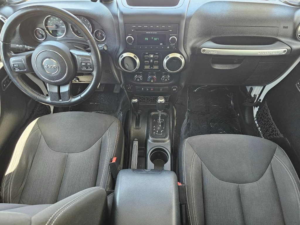 Jeep Wrangler Unlimited Vehicle Full-screen Gallery Image 25