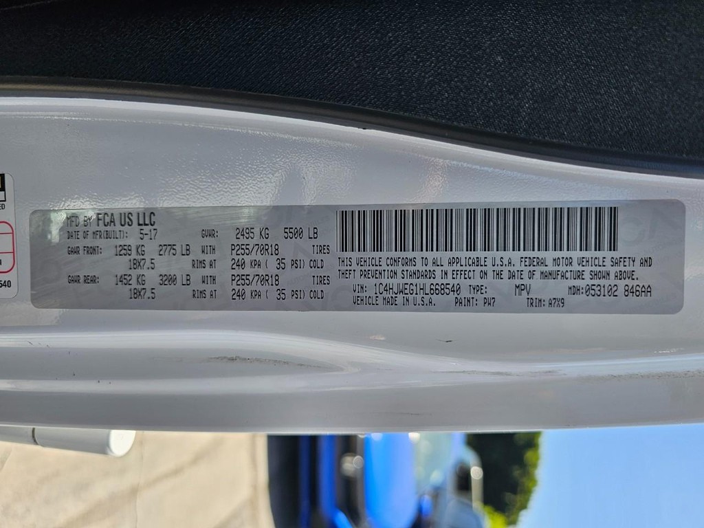 Jeep Wrangler Unlimited Vehicle Full-screen Gallery Image 34