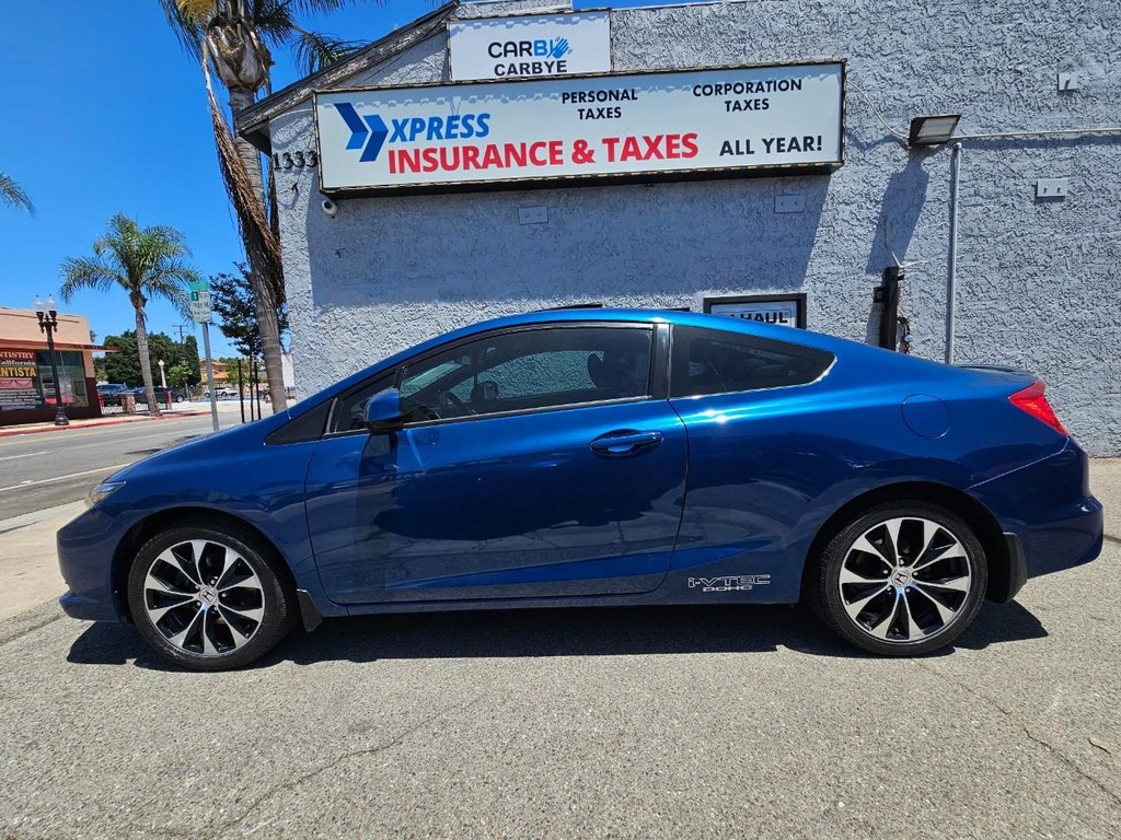 Honda Civic Coupe Vehicle Full-screen Gallery Image 3