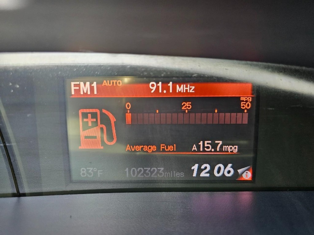 Honda Civic Coupe Vehicle Full-screen Gallery Image 24