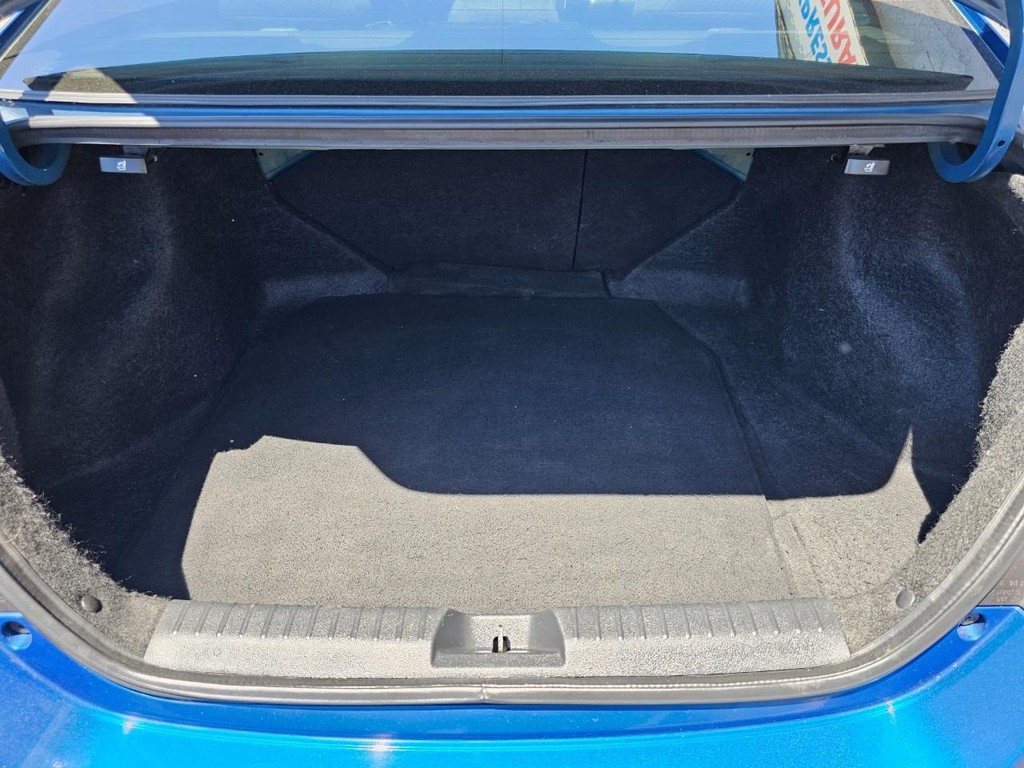 Honda Civic Coupe Vehicle Full-screen Gallery Image 29