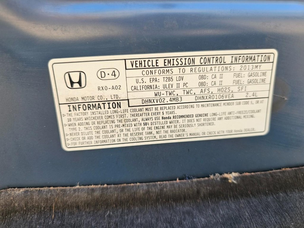 Honda Civic Coupe Vehicle Full-screen Gallery Image 31