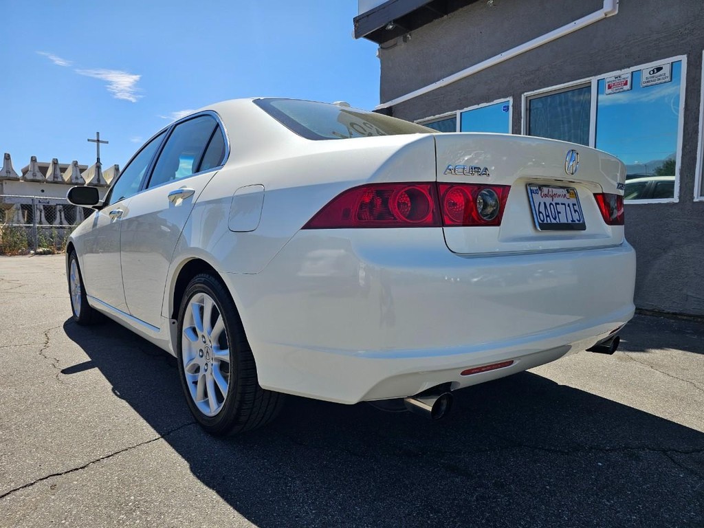 Acura TSX w/Navi Vehicle Full-screen Gallery Image 4