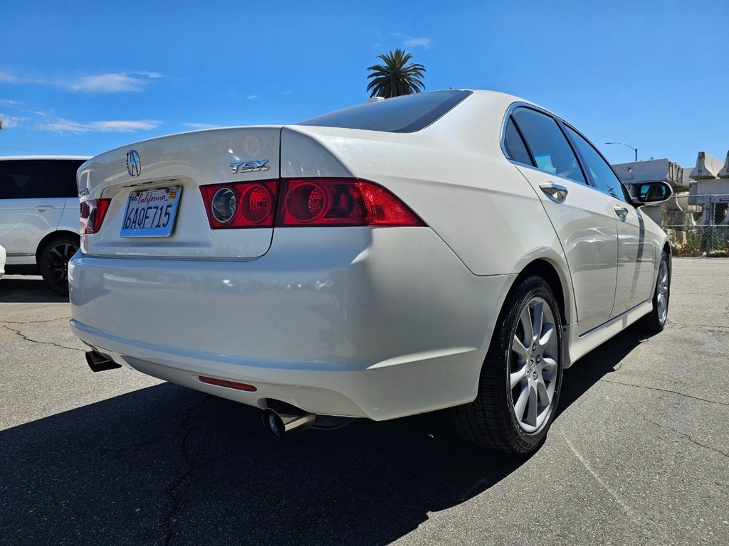 Acura TSX w/Navi Vehicle Full-screen Gallery Image 6