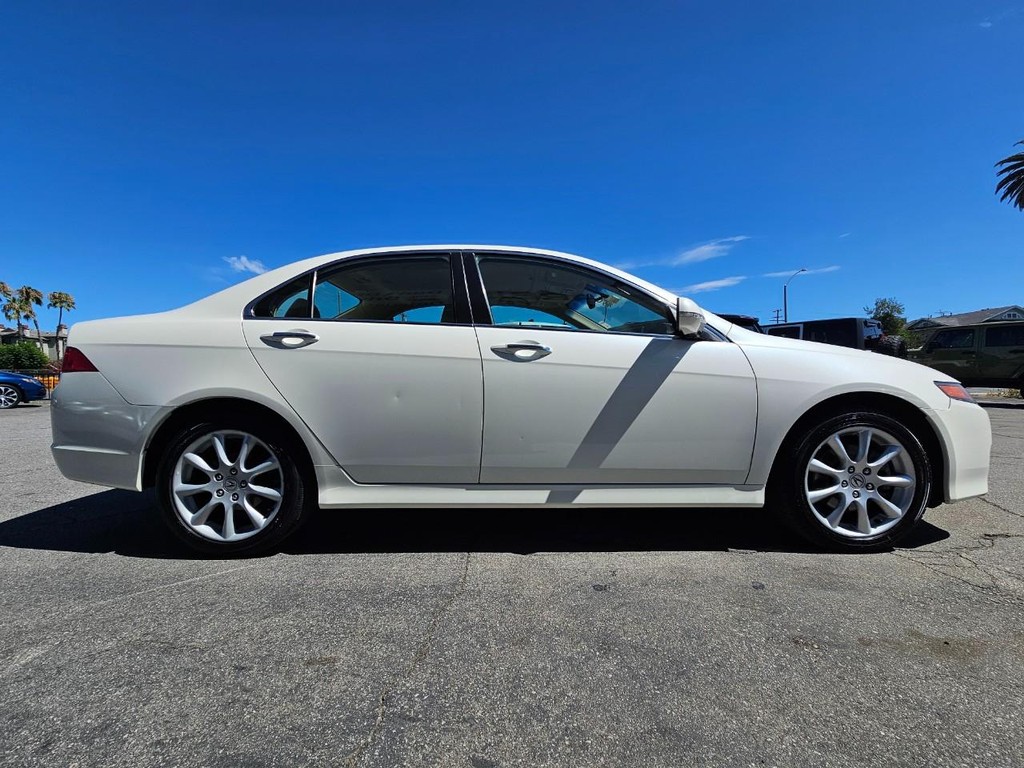 Acura TSX w/Navi Vehicle Full-screen Gallery Image 7