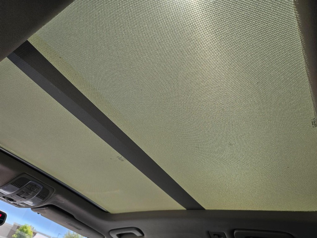 Audi Q7 Vehicle Full-screen Gallery Image 43